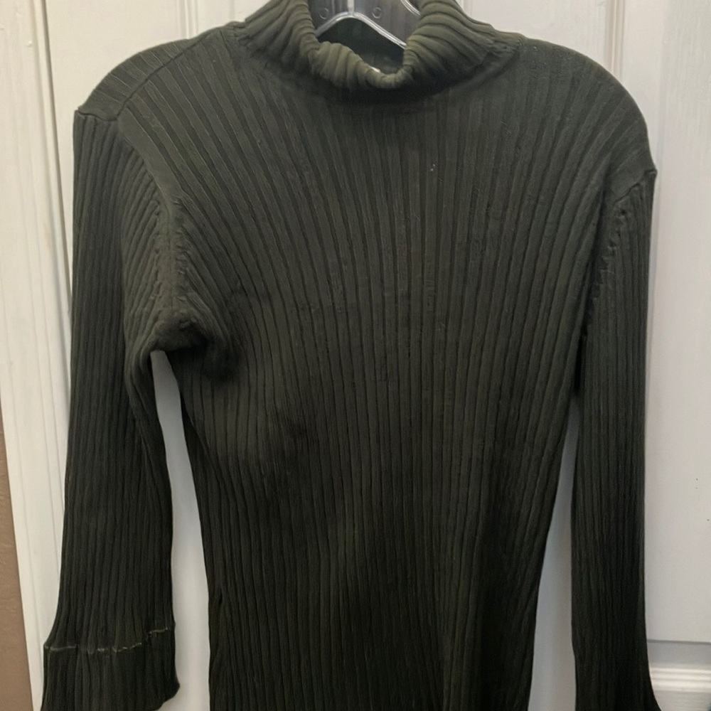 FINAL MARKDOWN Basic edition’s ribbed top small